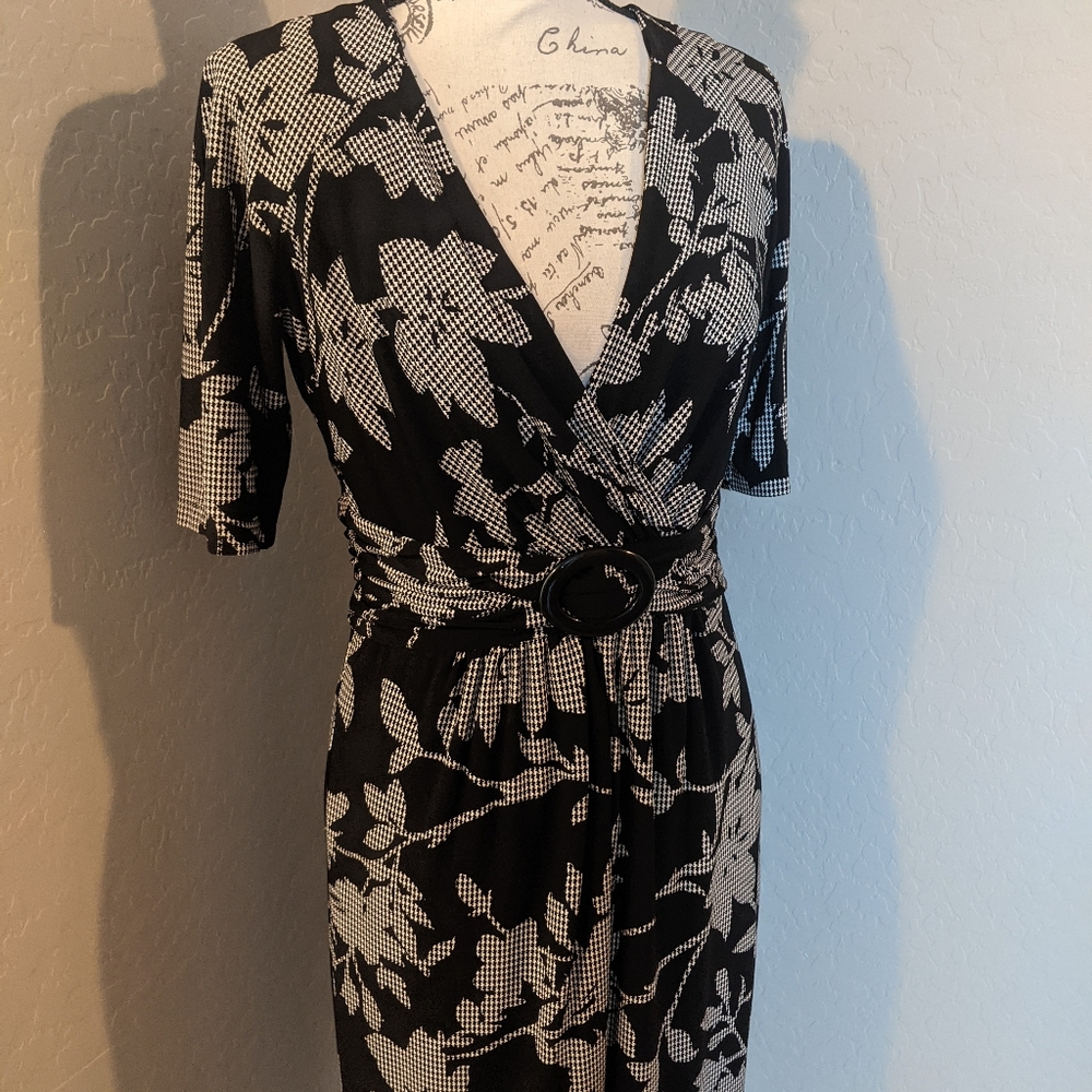 Jones New York Midi Dress w/ Faux Belted High Waist Size 8 - Picture 2 of 5